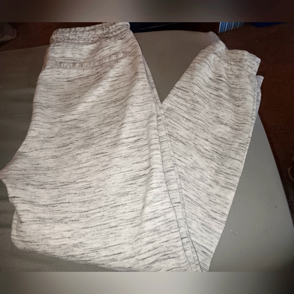 Boys size large 14/16, Sonoma sweatpants
